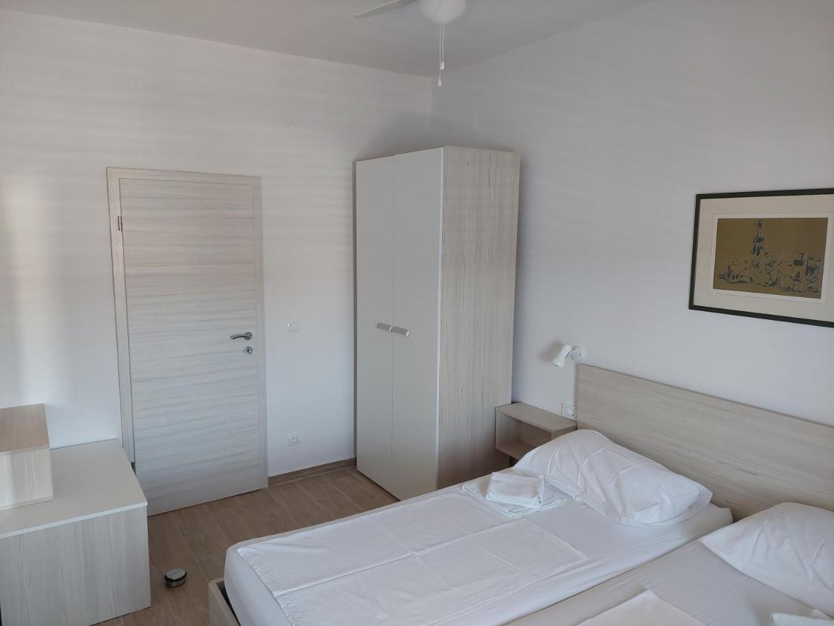 Apartment Dora, With A Beautiful View Of The Bay, Near The Sea And Center *