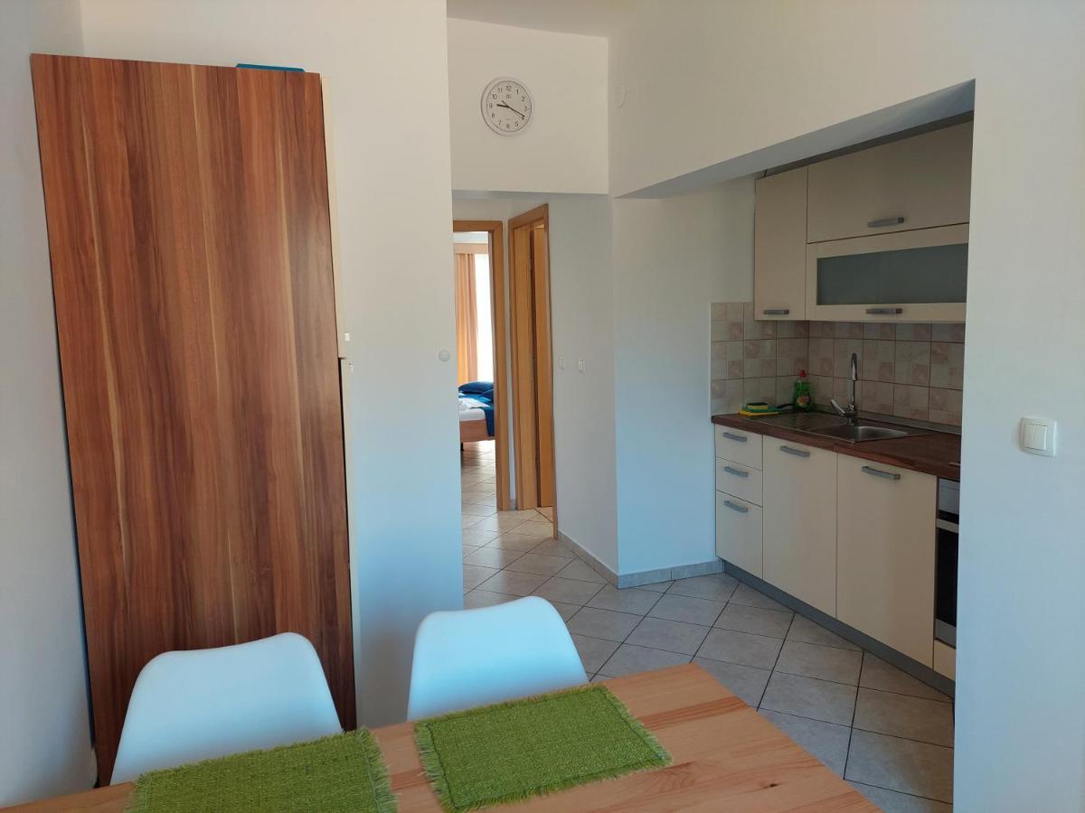 Dora, With A Beautiful View Of The Bay, Near The Sea And Center Vrboska