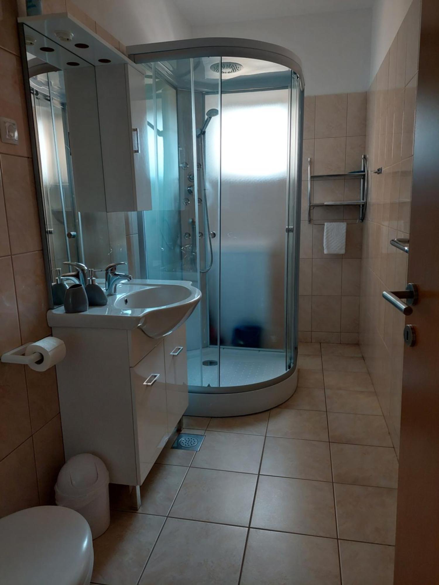 Dora, With A Beautiful View Of The Bay, Near The Sea And Center Apartamento Vrboska