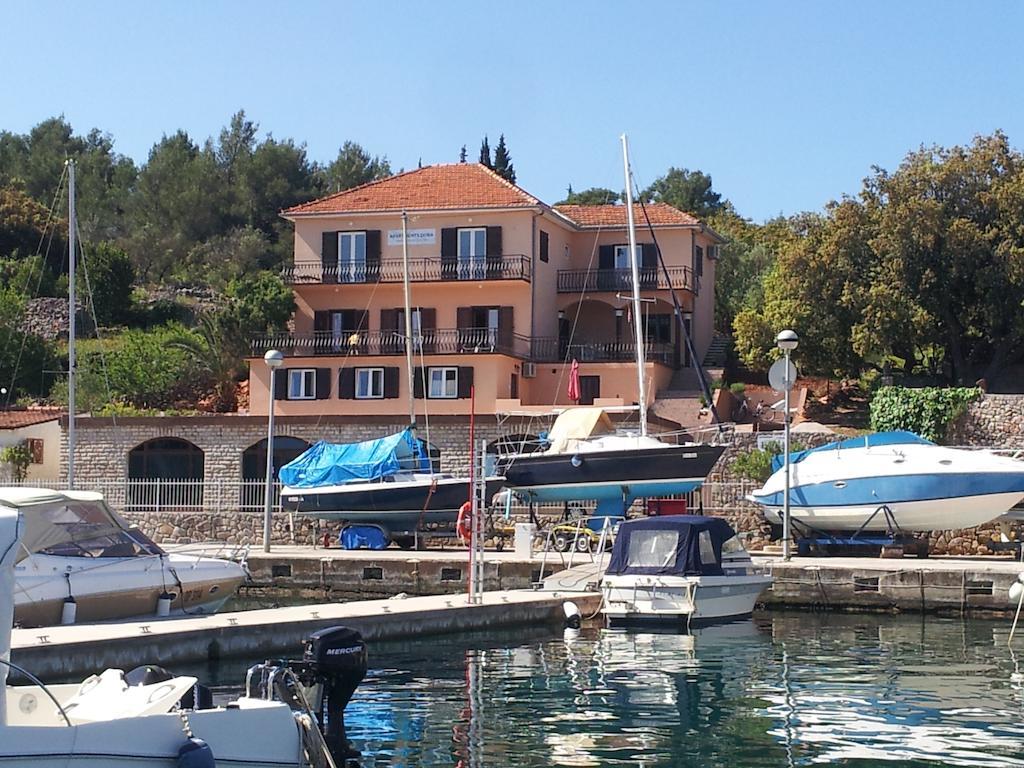 Dora, With A Beautiful View Of The Bay, Near The Sea And Center * Vrboska